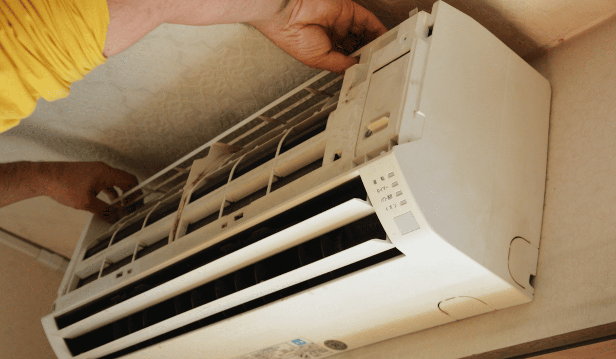 Çeşme Midea Klima Tamiri